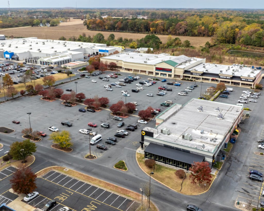 North Pointe Plaza